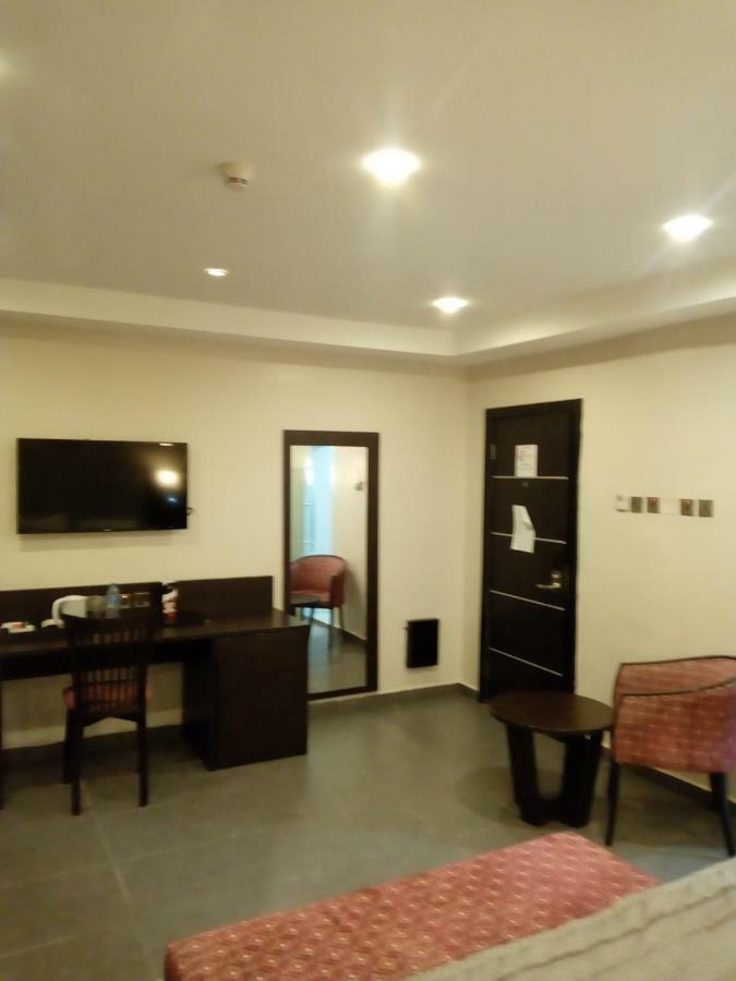 The Nook Hotel Лагос Экстерьер фото